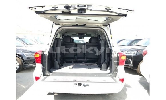 Buy Import Toyota Land Cruiser White Car in Import - Dubai in Batken Buy Import Toyota Land Cruiser White Car in Import - Dubai in Batken