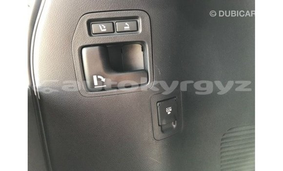 Buy Import Toyota Land Cruiser White Car in Import - Dubai in Batken Buy Import Toyota Land Cruiser White Car in Import - Dubai in Batken