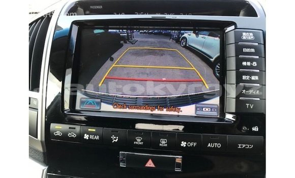 Buy Import Toyota Land Cruiser White Car in Import - Dubai in Batken Buy Import Toyota Land Cruiser White Car in Import - Dubai in Batken