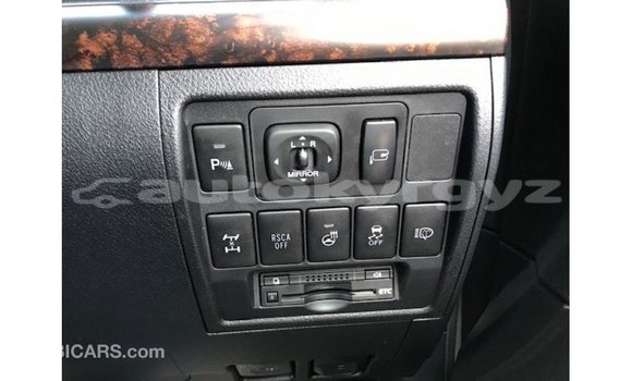 Buy Import Toyota Land Cruiser White Car in Import - Dubai in Batken Buy Import Toyota Land Cruiser White Car in Import - Dubai in Batken