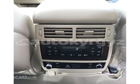 Buy Import Toyota Land Cruiser White Car in Import - Dubai in Batken Buy Import Toyota Land Cruiser White Car in Import - Dubai in Batken