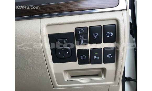 Buy Import Toyota Land Cruiser White Car in Import - Dubai in Batken Buy Import Toyota Land Cruiser White Car in Import - Dubai in Batken