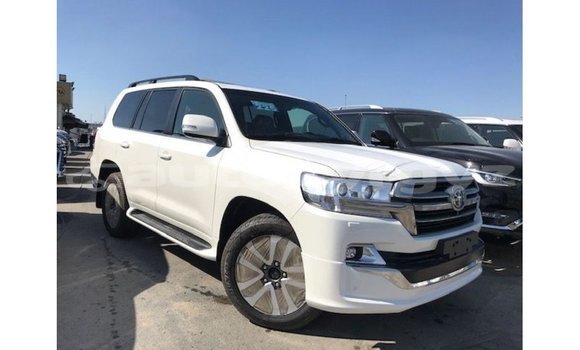 Buy Import Toyota Land Cruiser White Car in Import - Dubai in Batken Buy Import Toyota Land Cruiser White Car in Import - Dubai in Batken