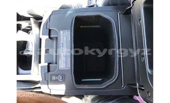 Buy Import Toyota Land Cruiser White Car in Import - Dubai in Batken Buy Import Toyota Land Cruiser White Car in Import - Dubai in Batken