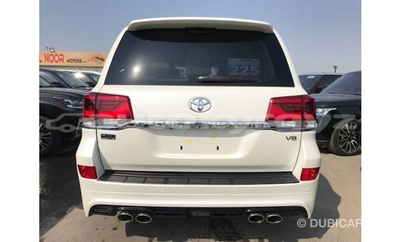 Buy Import Toyota Land Cruiser White Car in Import - Dubai in Batken Buy Import Toyota Land Cruiser White Car in Import - Dubai in Batken