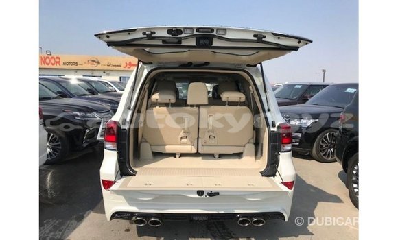 Buy Import Toyota Land Cruiser White Car in Import - Dubai in Batken Buy Import Toyota Land Cruiser White Car in Import - Dubai in Batken