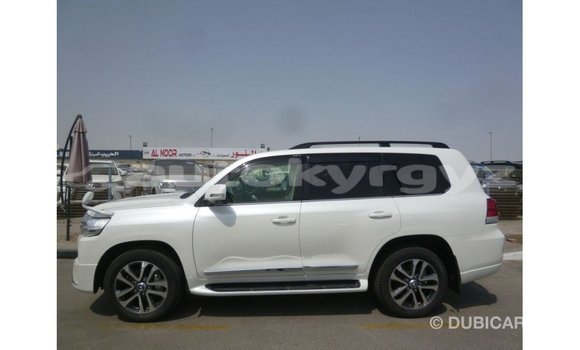 Buy Import Toyota Land Cruiser White Car in Import - Dubai in Batken Buy Import Toyota Land Cruiser White Car in Import - Dubai in Batken