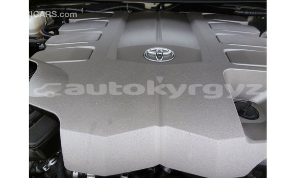 Buy Import Toyota Land Cruiser White Car in Import - Dubai in Batken Buy Import Toyota Land Cruiser White Car in Import - Dubai in Batken