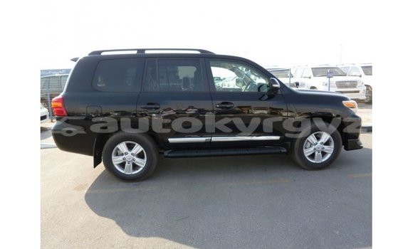 Buy Import Toyota Land Cruiser Black Car in Import - Dubai in Batken Buy Import Toyota Land Cruiser Black Car in Import - Dubai in Batken