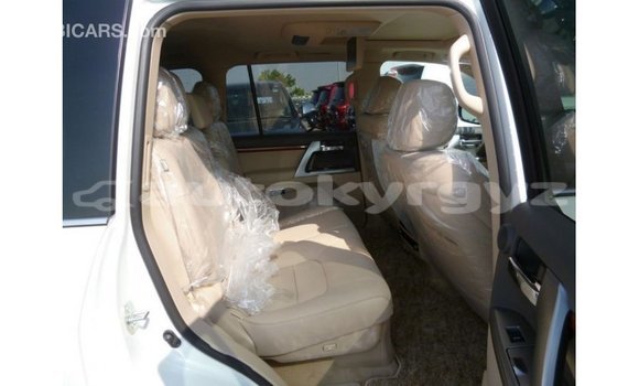 Buy Import Toyota Land Cruiser White Car in Import - Dubai in Batken Buy Import Toyota Land Cruiser White Car in Import - Dubai in Batken