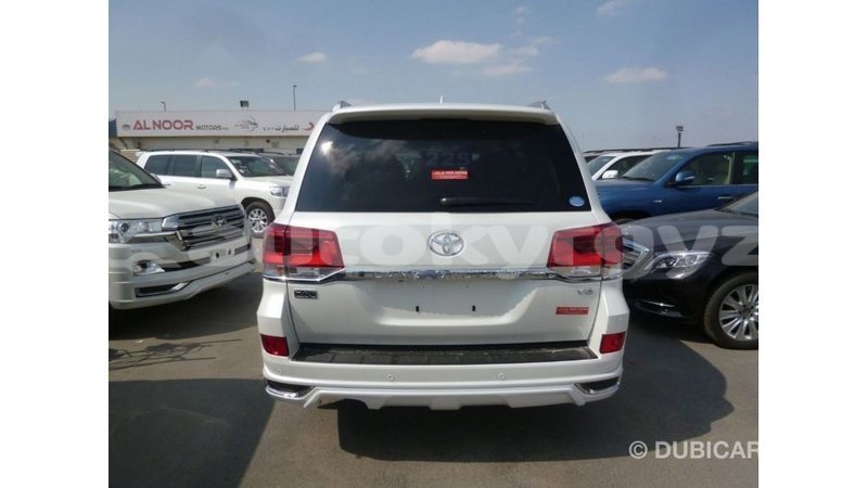 Big with watermark toyota land cruiser batken import dubai 2926