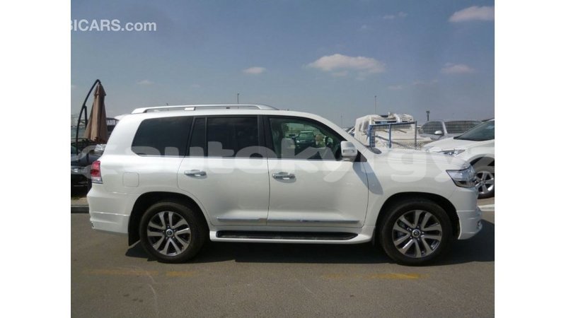 Big with watermark toyota land cruiser batken import dubai 2926