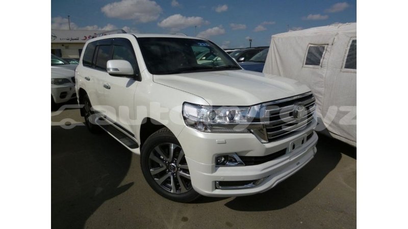 Big with watermark toyota land cruiser batken import dubai 2927