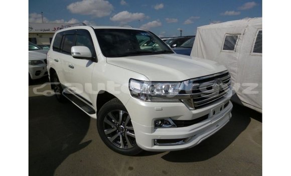 Buy Import Toyota Land Cruiser White Car in Import - Dubai in Batken Buy Import Toyota Land Cruiser White Car in Import - Dubai in Batken