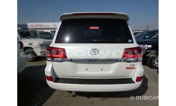 Buy Import Toyota Land Cruiser White Car in Import - Dubai in Batken Buy Import Toyota Land Cruiser White Car in Import - Dubai in Batken