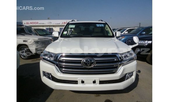 Buy Import Toyota Land Cruiser White Car in Import - Dubai in Batken Buy Import Toyota Land Cruiser White Car in Import - Dubai in Batken
