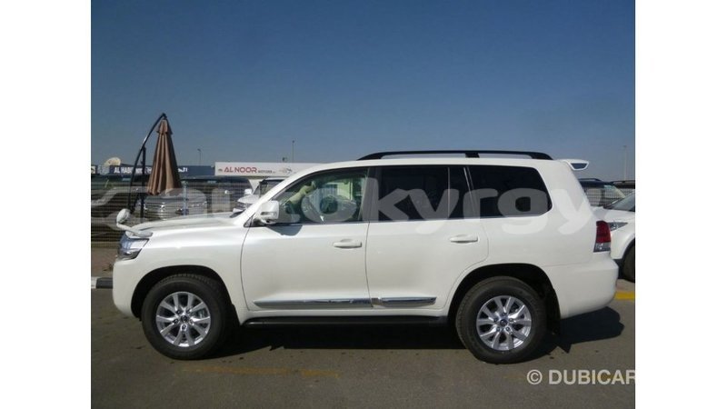 Big with watermark toyota land cruiser batken import dubai 2928