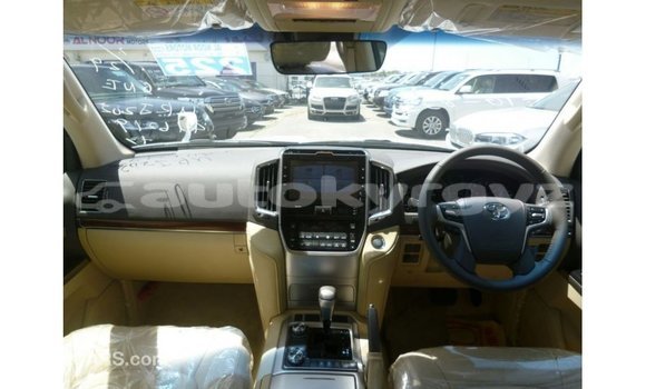 Buy Import Toyota Land Cruiser White Car in Import - Dubai in Batken Buy Import Toyota Land Cruiser White Car in Import - Dubai in Batken