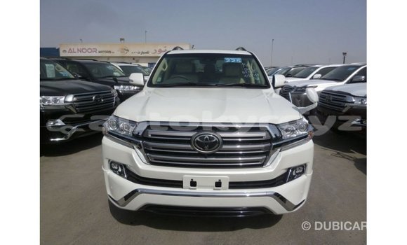 Buy Import Toyota Land Cruiser White Car in Import - Dubai in Batken Buy Import Toyota Land Cruiser White Car in Import - Dubai in Batken