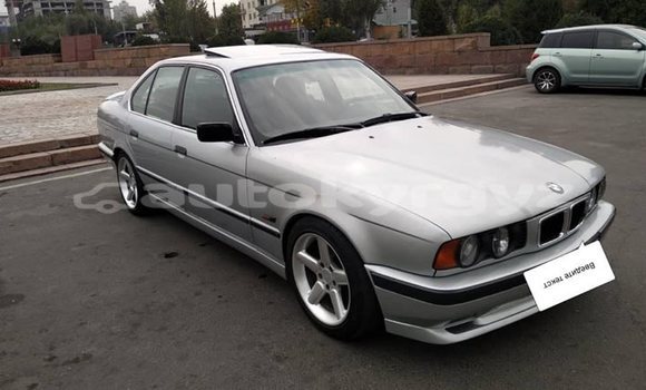 Buy Used BMW 3–Series Silver Car in Bishkek in Bishkek