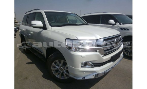 Buy Import Toyota Land Cruiser White Car in Import - Dubai in Batken Buy Import Toyota Land Cruiser White Car in Import - Dubai in Batken