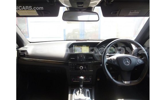 Buy Import Mercedes-Benz 190 Other Car in Import - Dubai in Batken Buy Import Mercedes-Benz 190 Other Car in Import - Dubai in Batken