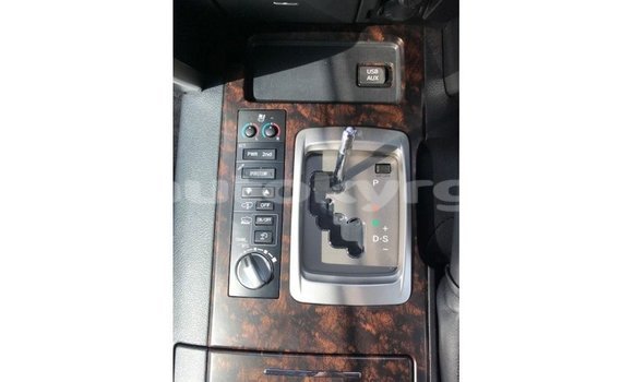 Buy Import Toyota Land Cruiser White Car in Import - Dubai in Batken Buy Import Toyota Land Cruiser White Car in Import - Dubai in Batken