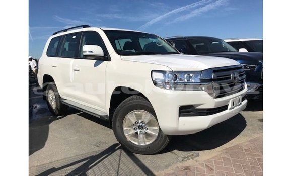 Buy Import Toyota Land Cruiser White Car in Import - Dubai in Batken Buy Import Toyota Land Cruiser White Car in Import - Dubai in Batken