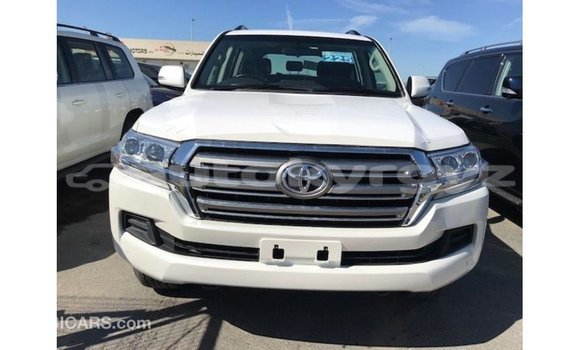 Buy Import Toyota Land Cruiser White Car in Import - Dubai in Batken Buy Import Toyota Land Cruiser White Car in Import - Dubai in Batken