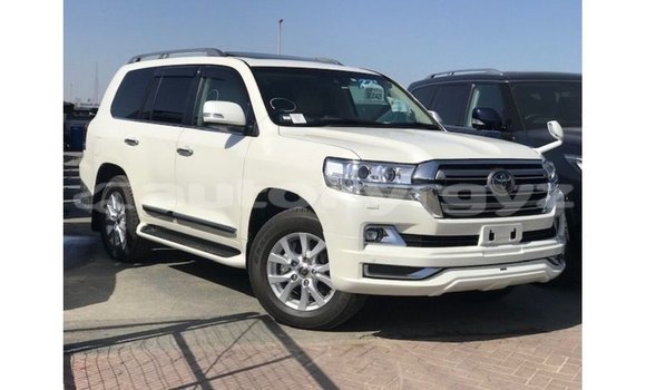 Buy Import Toyota Land Cruiser White Car in Import - Dubai in Batken Buy Import Toyota Land Cruiser White Car in Import - Dubai in Batken