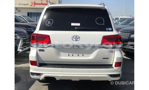 Buy Import Toyota Land Cruiser White Car in Import - Dubai in Batken Buy Import Toyota Land Cruiser White Car in Import - Dubai in Batken