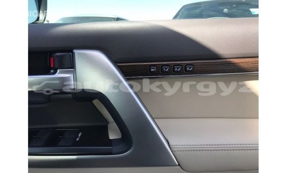 Buy Import Toyota Land Cruiser White Car in Import - Dubai in Batken Buy Import Toyota Land Cruiser White Car in Import - Dubai in Batken