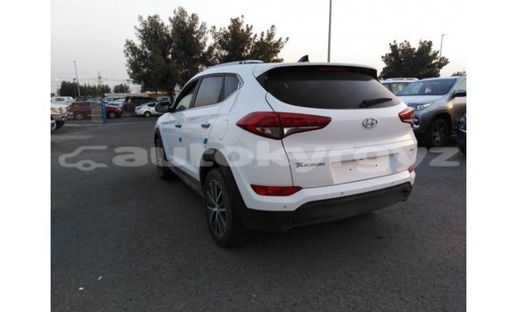Buy Import Hyundai Tucson White Car in Import - Dubai in Batken Buy Import Hyundai Tucson White Car in Import - Dubai in Batken