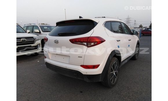 Buy Import Hyundai Tucson White Car in Import - Dubai in Batken Buy Import Hyundai Tucson White Car in Import - Dubai in Batken