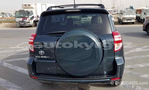Buy Import Toyota RAV4 Green Car in Import - Dubai in Batken Buy Import Toyota RAV4 Green Car in Import - Dubai in Batken