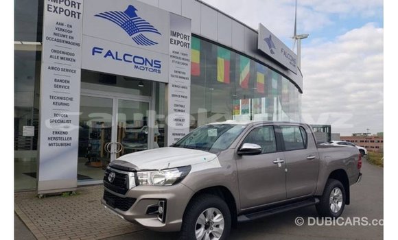 Buy Import Toyota Hilux Brown Car in Import - Dubai in Batken Buy Import Toyota Hilux Brown Car in Import - Dubai in Batken
