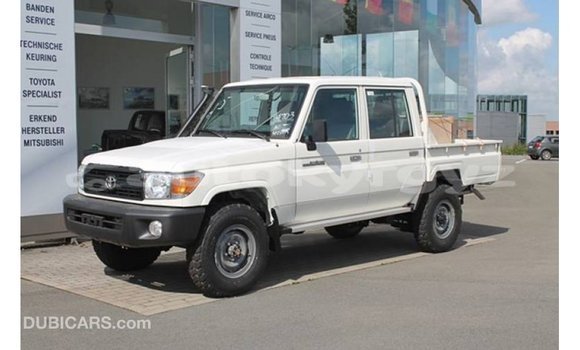 Buy Import Toyota Land Cruiser White Car in Import - Dubai in Batken Buy Import Toyota Land Cruiser White Car in Import - Dubai in Batken