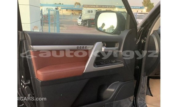 Buy Import Toyota Land Cruiser Black Car in Import - Dubai in Batken Buy Import Toyota Land Cruiser Black Car in Import - Dubai in Batken