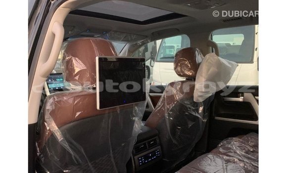 Buy Import Toyota Land Cruiser Black Car in Import - Dubai in Batken Buy Import Toyota Land Cruiser Black Car in Import - Dubai in Batken