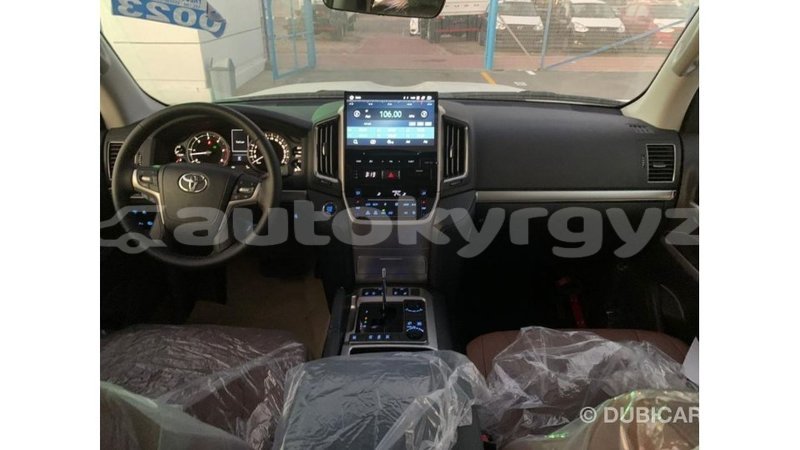 Big with watermark toyota land cruiser batken import dubai 3017