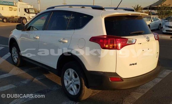 Buy Import Toyota RAV4 White Car in Import - Dubai in Batken Buy Import Toyota RAV4 White Car in Import - Dubai in Batken