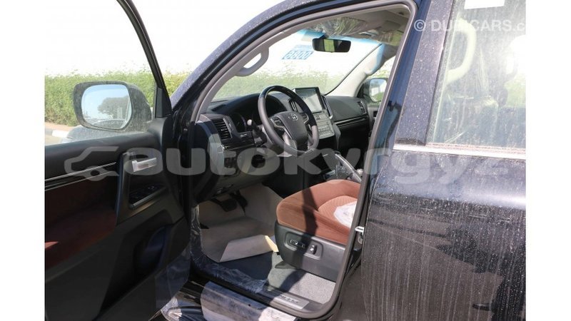 Big with watermark toyota land cruiser batken import dubai 3025