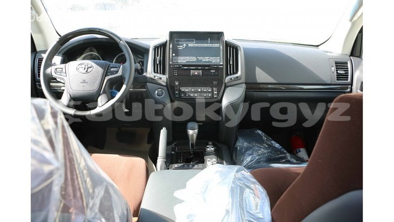 Big with watermark toyota land cruiser batken import dubai 3025