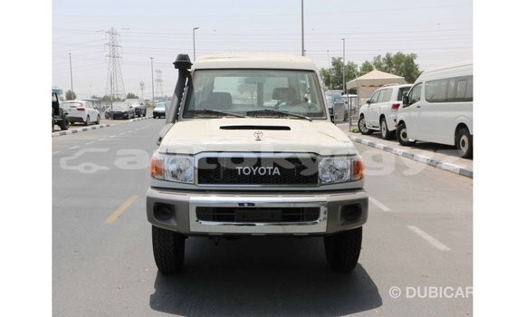 Buy Import Toyota Land Cruiser White Car in Import - Dubai in Batken Buy Import Toyota Land Cruiser White Car in Import - Dubai in Batken