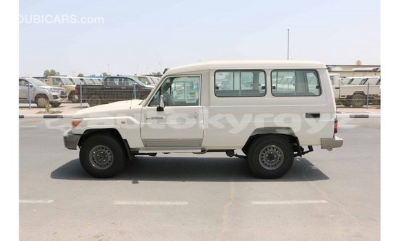 Buy Import Toyota Land Cruiser White Car in Import - Dubai in Batken Buy Import Toyota Land Cruiser White Car in Import - Dubai in Batken