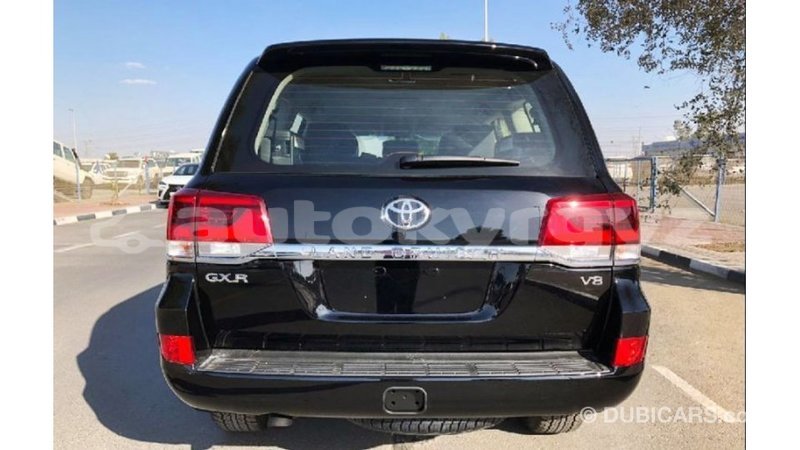 Big with watermark toyota land cruiser batken import dubai 3028