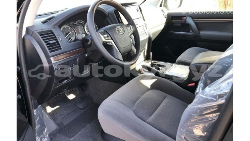 Big with watermark toyota land cruiser batken import dubai 3028