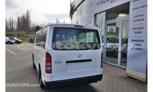 Buy Import Toyota Hiace White Car in Import - Dubai in Batken Buy Import Toyota Hiace White Car in Import - Dubai in Batken