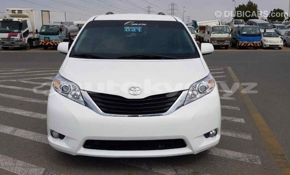 Buy Import Toyota Sienna White Car in Import - Dubai in Batken Buy Import Toyota Sienna White Car in Import - Dubai in Batken