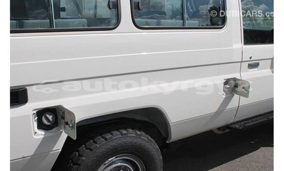 Buy Import Toyota Land Cruiser White Car in Import - Dubai in Batken Buy Import Toyota Land Cruiser White Car in Import - Dubai in Batken